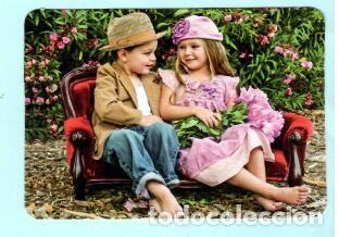 Coleccionismo Calendarios: CALENDARIO EXTRANJERO DE PAREJA NI&Ntilde;OS CON RAMO DE FLORES DEL A&Ntilde;O 2020