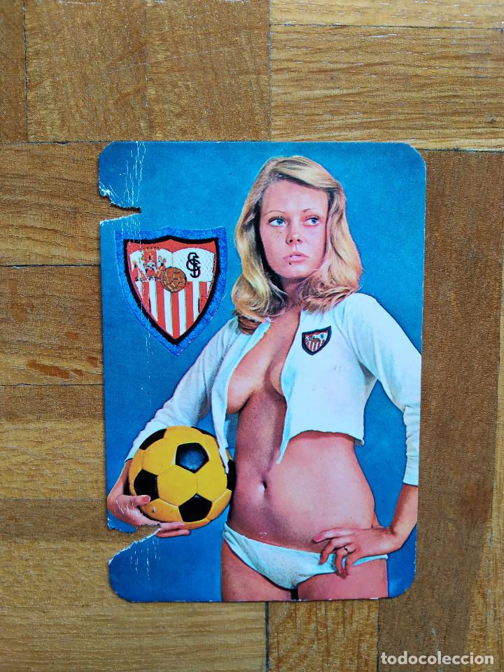 Coleccionismo calendarios: CALENDARIO CHICA FUTBOL ESCUDO SEVILLA C.F A&Ntilde;O 1977. VER FOTOS