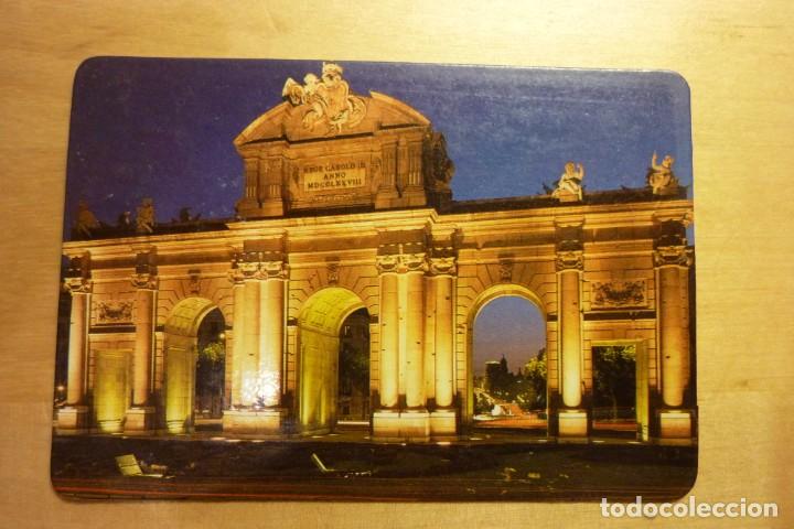 Coleccionismo Calendarios: Calendario Puerta de Alcal&aacute; Madrid 1989 Librer&iacute;a Papeler&iacute;a L&aacute;zaro Alcal&aacute; de Henares