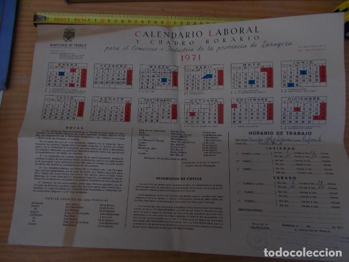Coleccionismo Calendarios: ANTIGUO CALENDARIO LABORAL Y CUADRO HORARIO DE 1971 ZARAGOZA