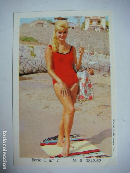 Coleccionismo calendarios: CALENDARIO DE BOLSILLO DE CHICAS A&Ntilde;O-1970.