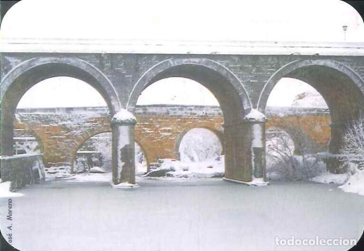 Coleccionismo Calendarios: CALENDARIO PUBLICIDAD TURISMO AVILA - CENTRO EDUCACION INFANTIL LOS PITUFOS (AVILA) - A&Ntilde;O 2002