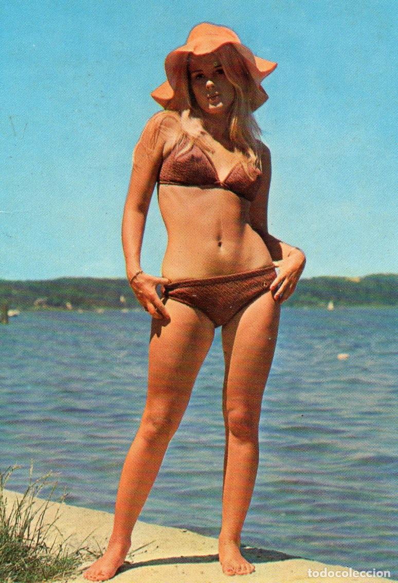 Coleccionismo Calendarios: Calendario de Chicas 1973 - SERIE 73 B4 - PLAYA N&ordm; 1 - DLB. 49.184