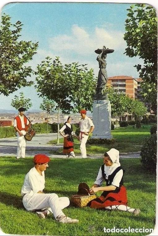 Coleccionismo Calendarios: -25560 CALENDARIO CHICOS Y CHICAS CON TRAJE REGIONAL, A&Ntilde;O 1982, CON PUBLICIDAD, SERIE BO 5632