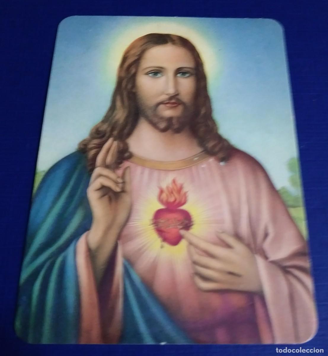 Coleccionismo calendarios: Calendario religioso de bolsillo de Jes&uacute;s con Sagrado Coraz&oacute;n - Seguros M&eacute;dicos - 1991