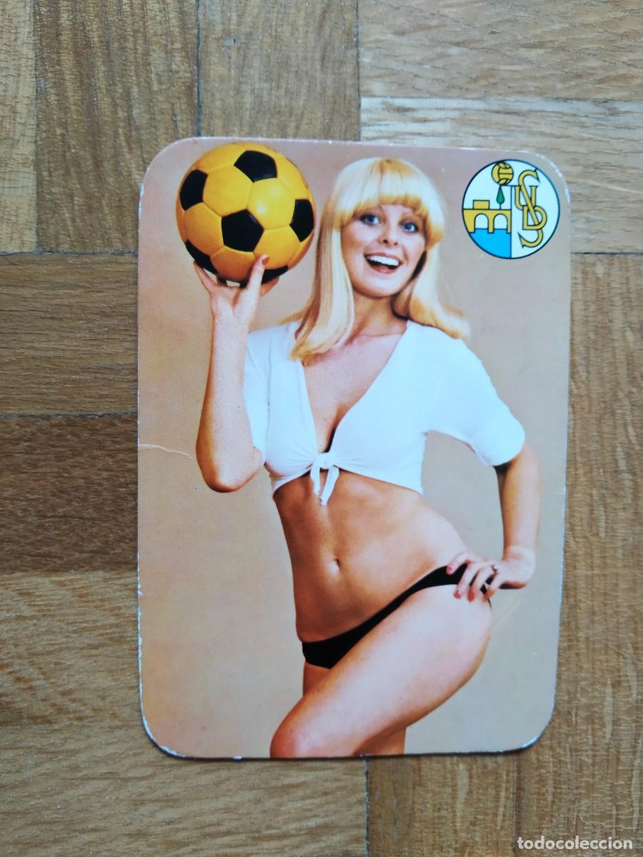 Coleccionismo calendarios: CALENDARIO SERIADO DEL FUTBOL. CHICA CON ESCUDO DEL UNION DEPORTIVA SALAMANCA A&Ntilde;O 1977 VER FOTOS