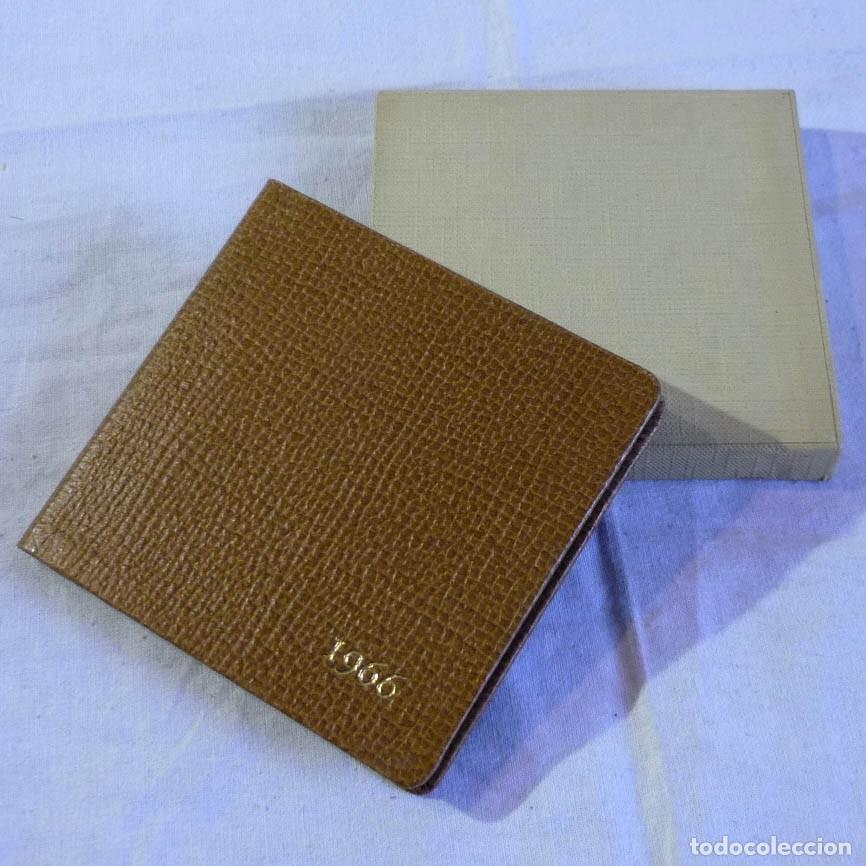 Collectables Calendars: Agenda Discophone 1966, cantos dorados, funda, muy ilustrada, sin estrenar