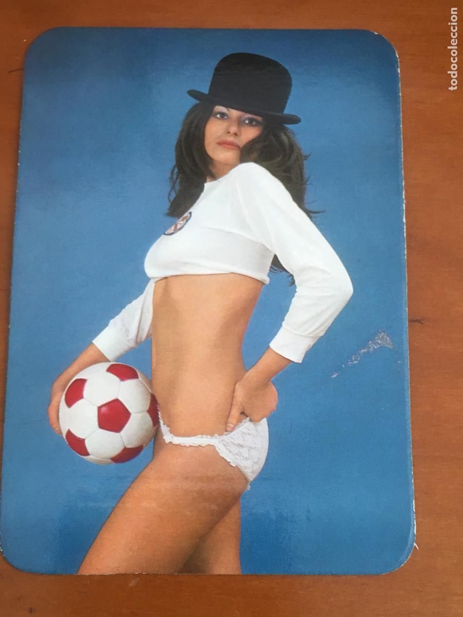 Coleccionismo Calendarios: real madrid calendario futbol chica 1977 perfecto estado