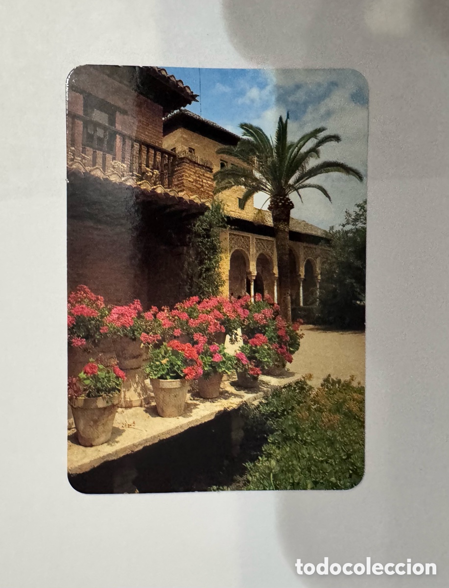 Coleccionismo Calendarios: Calendario publicitario, Granada, jardines de la Alhambra, a&ntilde;o 2001