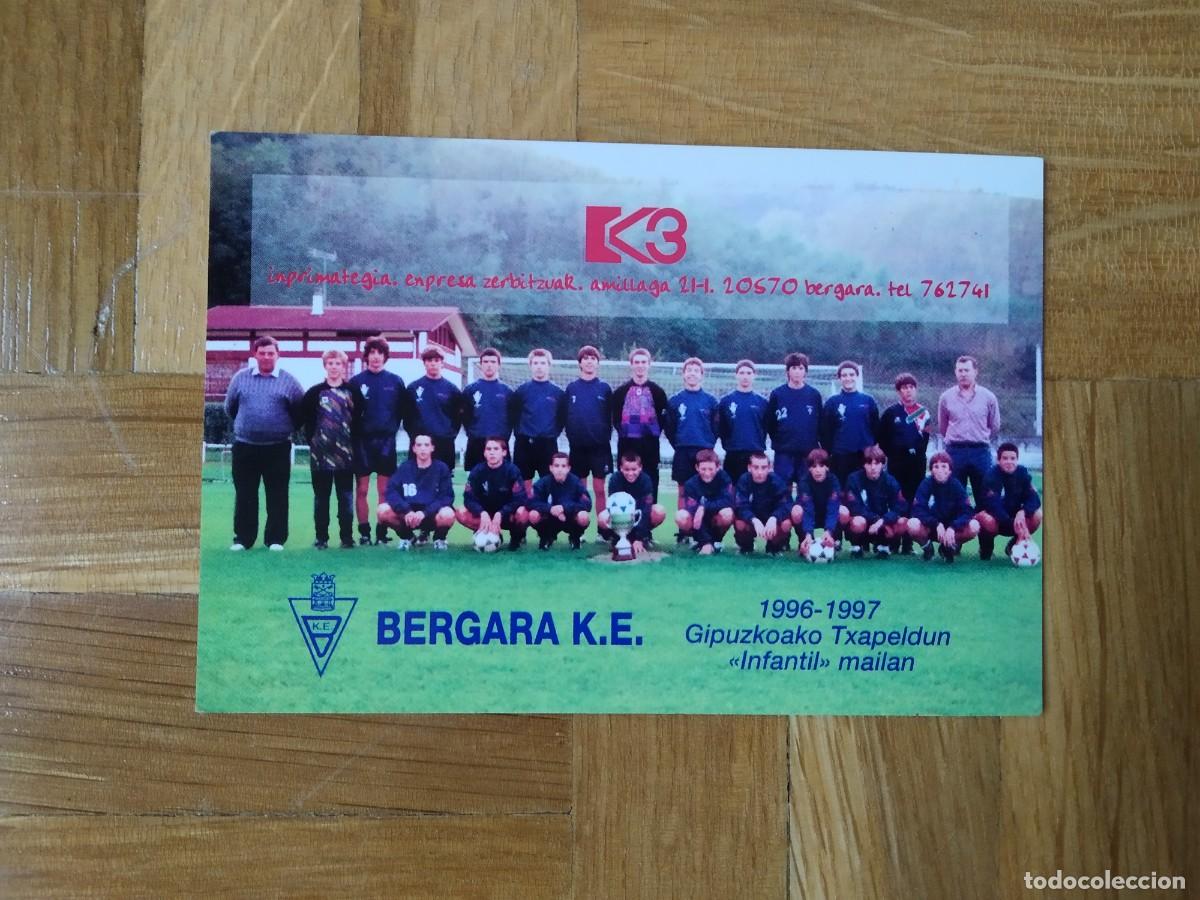 Collectables Calendars: CALENDARIO DE FUTBOL. PLANTILLA DEL BERGARA K.E INTANTIL 1996 1997 - A&Ntilde;O 1998 VER FOTOS