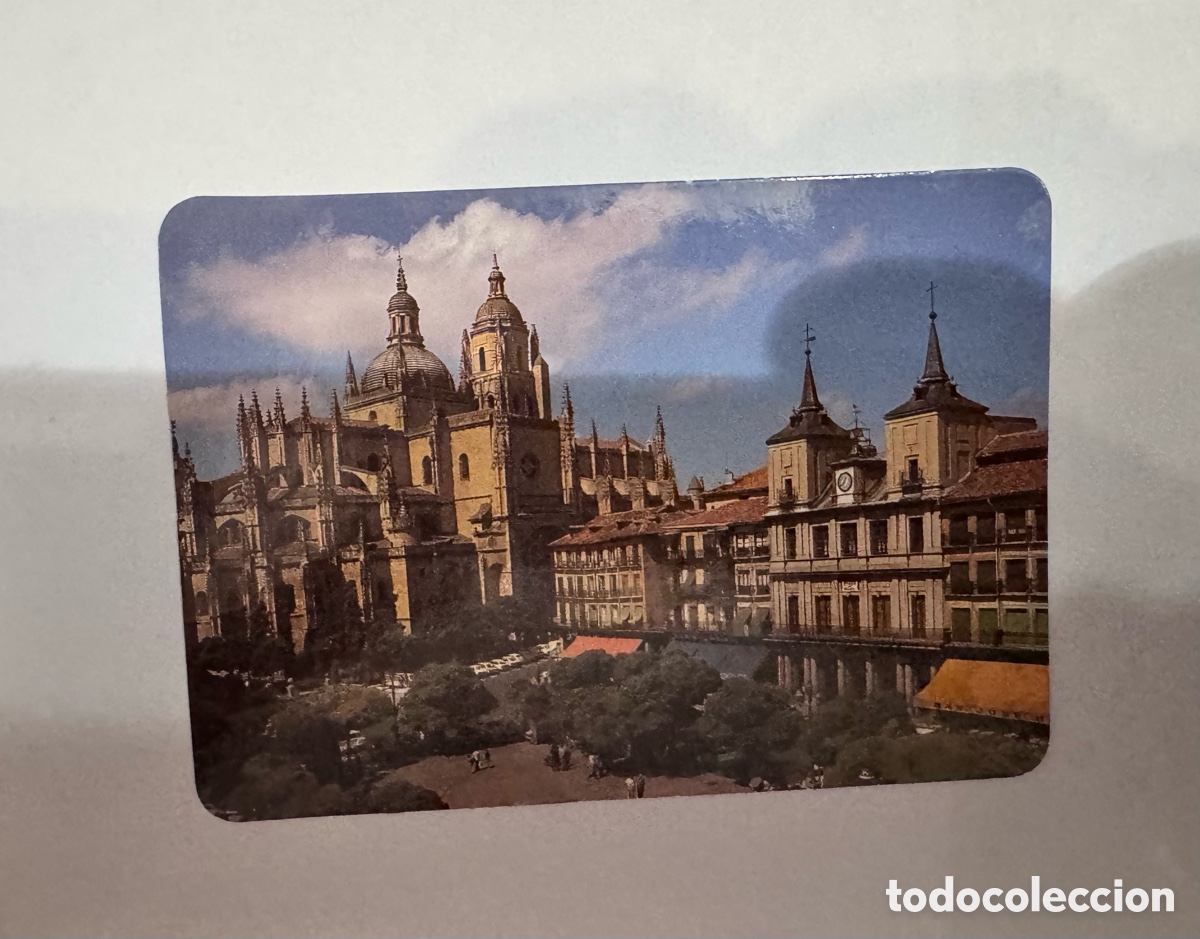 Coleccionismo Calendarios: Calendario publicitario Segovia, a&ntilde;o 2002