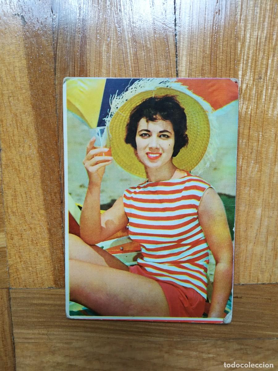 Sammeln von Kalendern: CALENDARIO CHICA EN PLAYA BIKINI Y SOMBRILLA PUBLICIDAD SEVILLA RADIO A&Ntilde;O 1962 VER FOTOS
