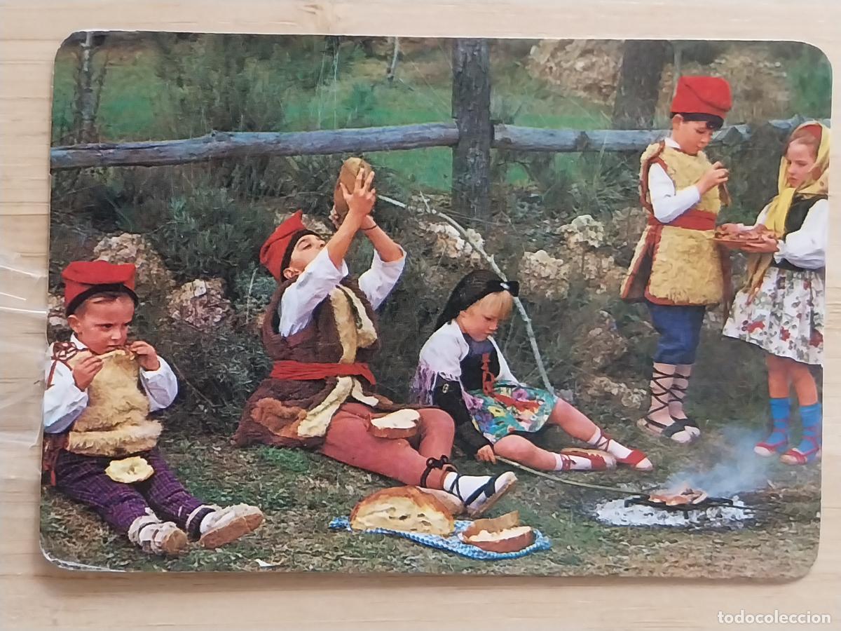 Coleccionismo Calendarios: NI&Ntilde;OS REGIONAL CALENDARIO 1988 PUBLI AUTOSERVICIO JUANA M&Oacute;STOLES REF MP 10