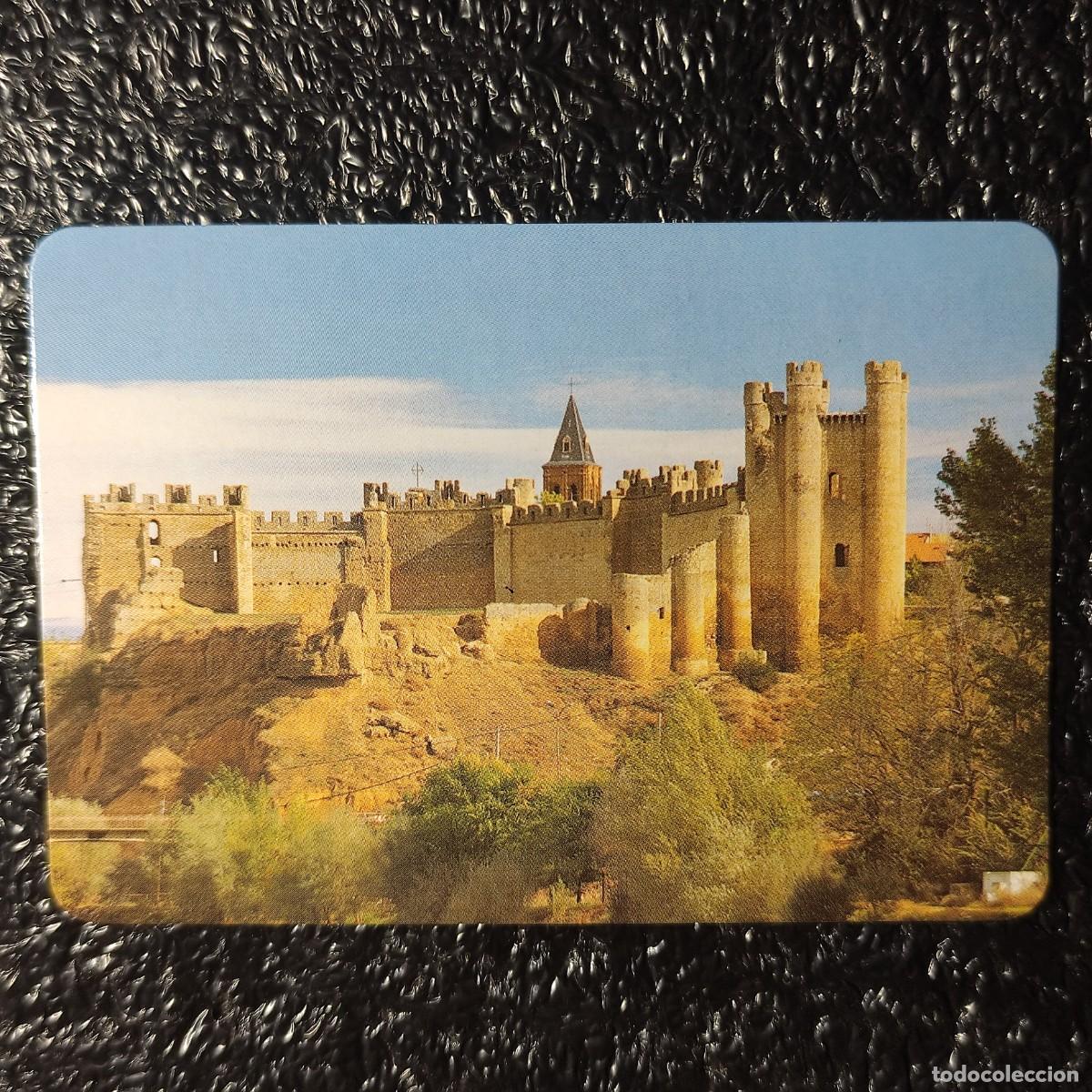 Coleccionismo Calendarios: CALENDARIO BOLSILLO . Castillo de Pe&ntilde;aranda de Duero ** BURGOS 2001 * L121 ** A1