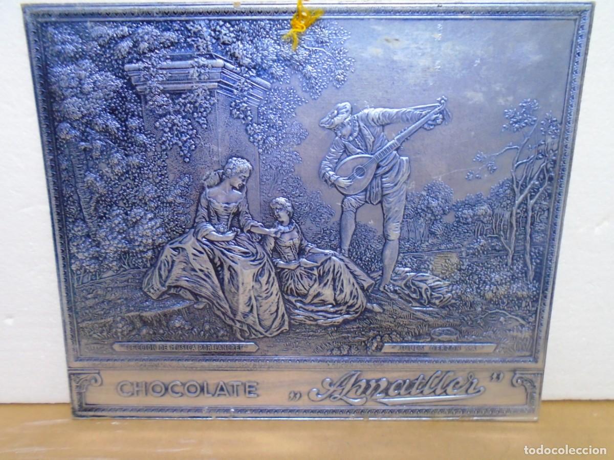 Collezionismo Calendari: CHOCOLATE&rdquo;AMATLLER&rdquo;BARCELONA.ANTIGUO CALENDARIO CON RELIEVES.26X21 CM.