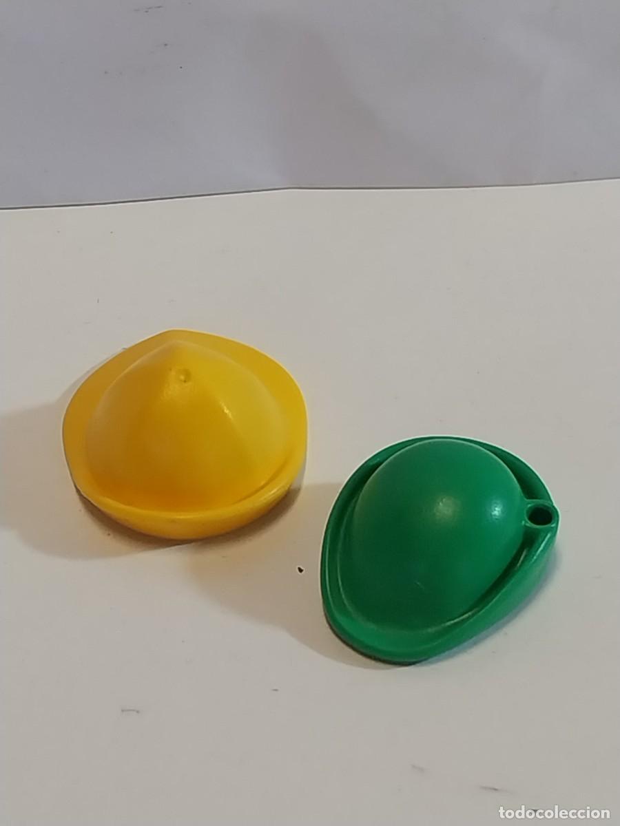 Coleccionismo calendarios: Playmobil pareja de gorros