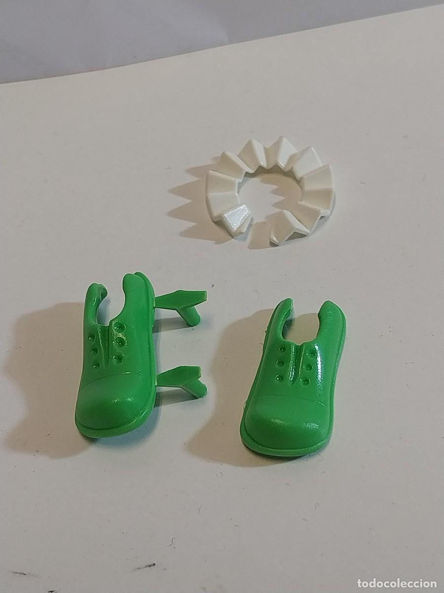 Coleccionismo calendarios: Playmobil zapatos y cuello payaso