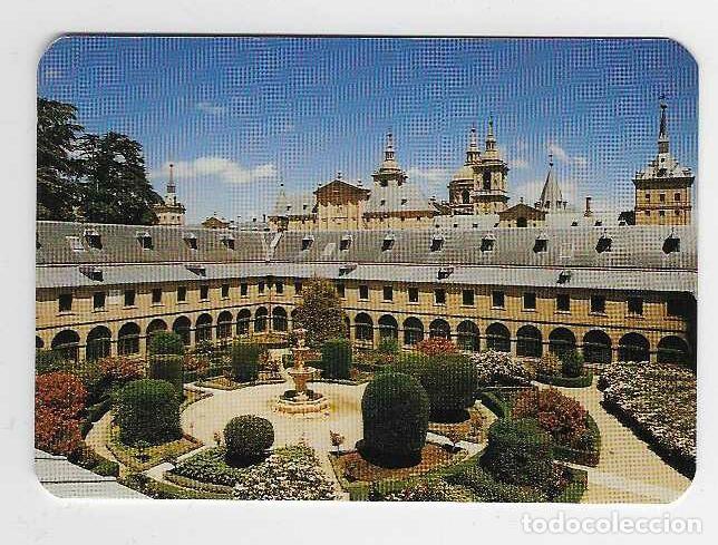 Coleccionismo calendarios: CALENDARIO DE BOLSILLO A&Ntilde;O 2005 REAL CENTRO UNIVESITARIO - LORENZO DEL ESCORIAL - VER FOTO REVERSO