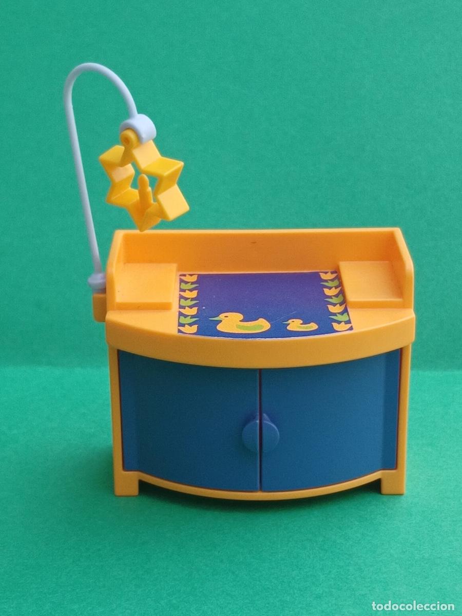 Coleccionismo calendarios: Playmobil mueble cambiador