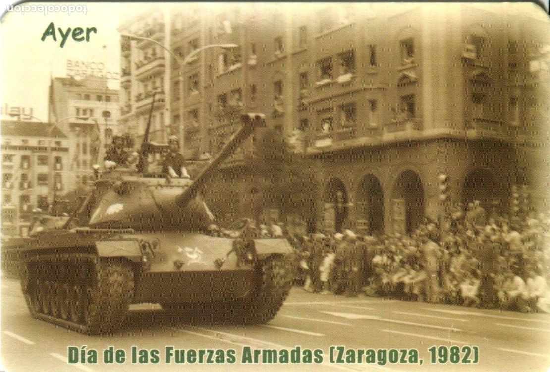Collectionnisme Calendriers: CALENDARIO MILITAR DIA DE LAS FUERZAS ARMADA EN ZARAGOZA TANQUE A&Ntilde;O 2005. VER FOTOS