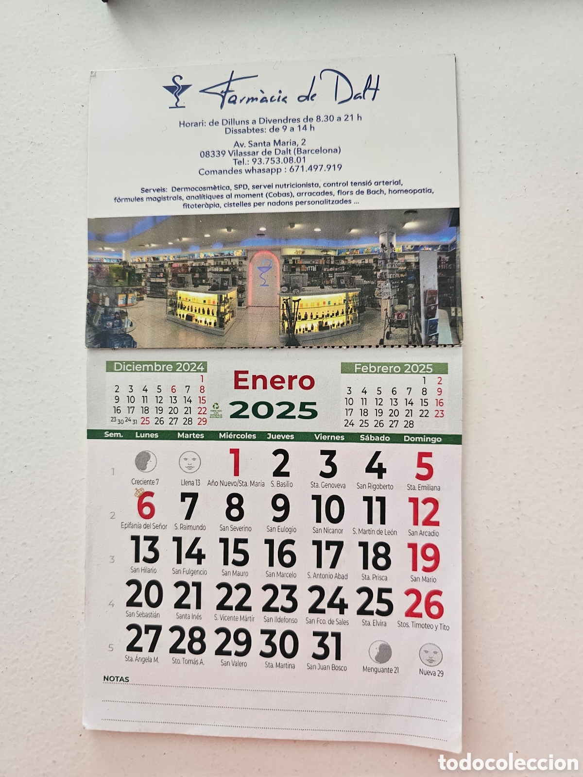 Coleccionismo calendarios: Im&aacute;n de Nevera publicitario &rdquo;Farm&agrave;cia de Dalt&rdquo; (Vilassar de Dalt) + Calendario de Faldilla 2025/2026