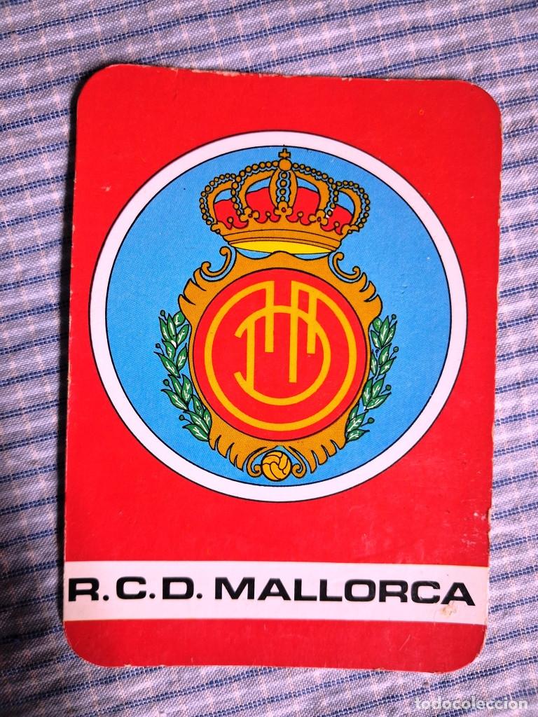 Coleccionismo calendarios: Calendario f&uacute;tbol R.C.D. Mallorca. A&ntilde;o 1984. Muebles Casas. Palma. Estado ver imagen.