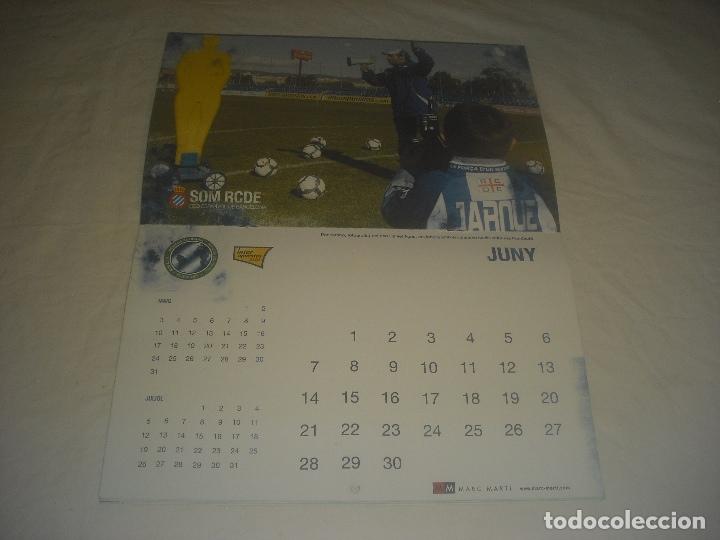 Coleccionismo deportivo: SOM RCDE , CALENDARI 2010 . PERICOS SOLIDARIS. RCD ESPANYOL. - Foto 3