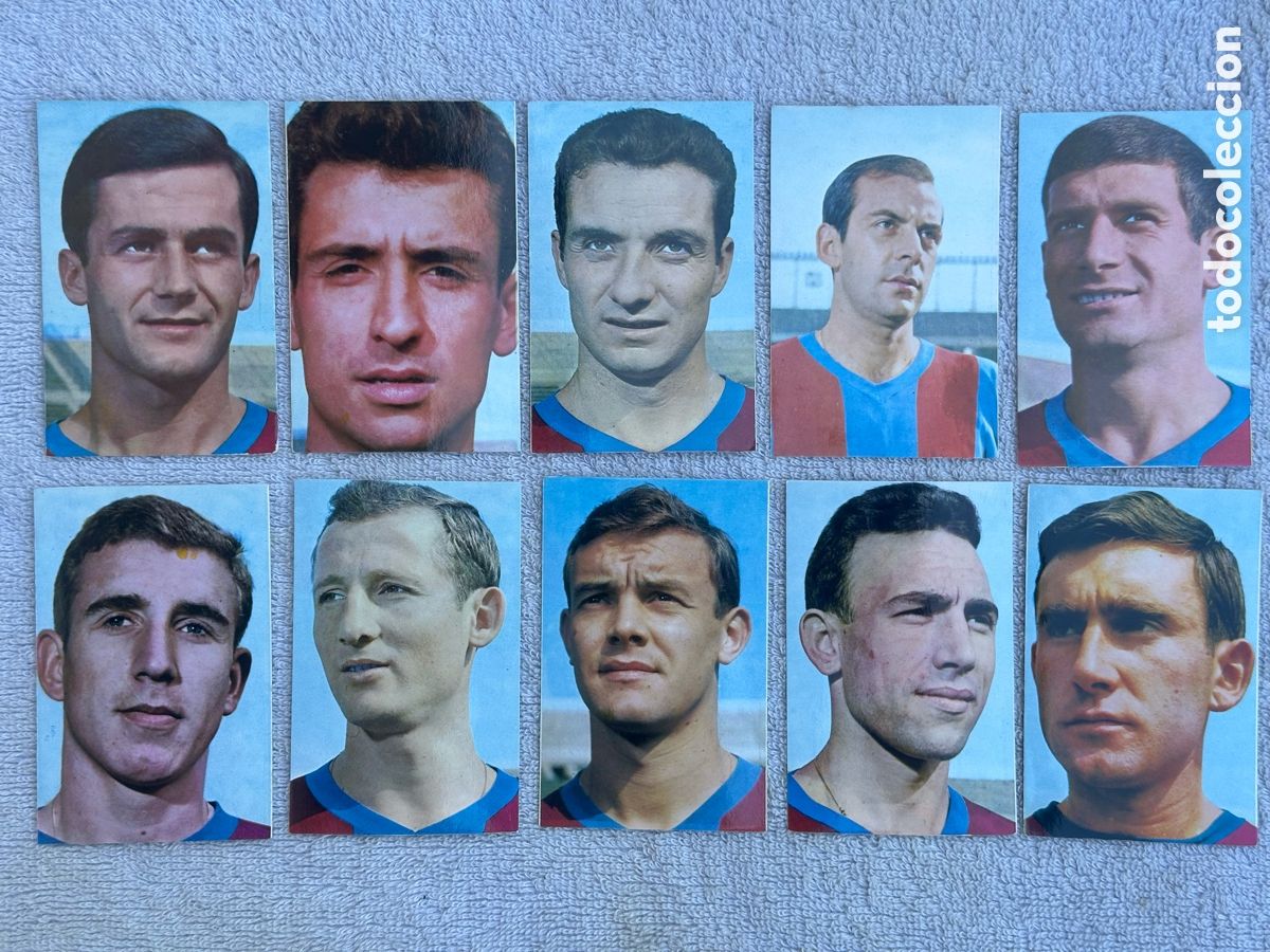 Coleccionismo deportivo: 10 CALENDARIOS A&Ntilde;O 1970 DE FUTBOL CLUB BARCELONA SERIE 19 F.C.B JUGADORES TEMPORADA 1967-1968