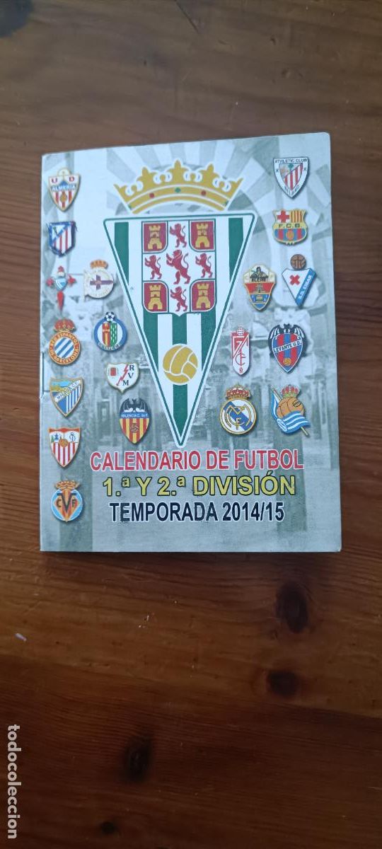 Coleccionismo deportivo: Calendario deportivo f&uacute;tbol campeonato de liga 1 y 2 divisi&oacute;n 1975-1976. Cordoba