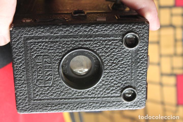 C&aacute;mara de fotos: ZEISS IKON BOX TENGOR 64/2 - Foto 2