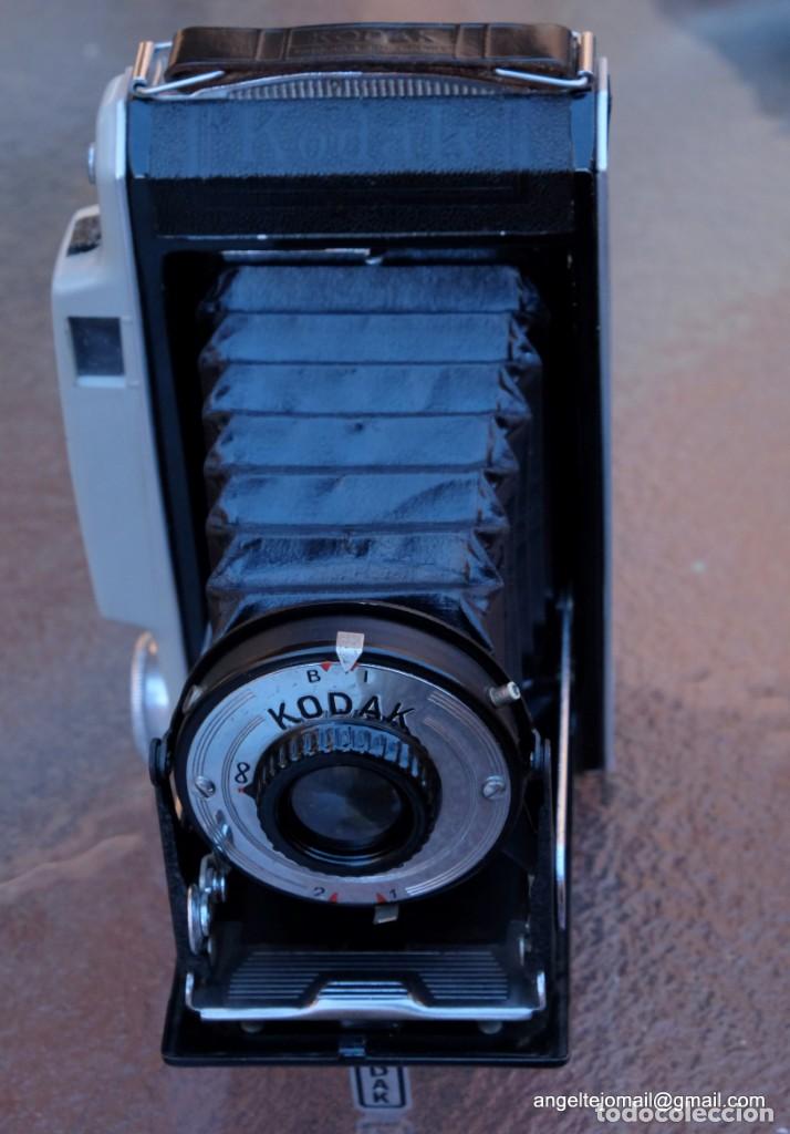 Ancien appareil photo ancien Kodak A – Modèle 11 (années 50