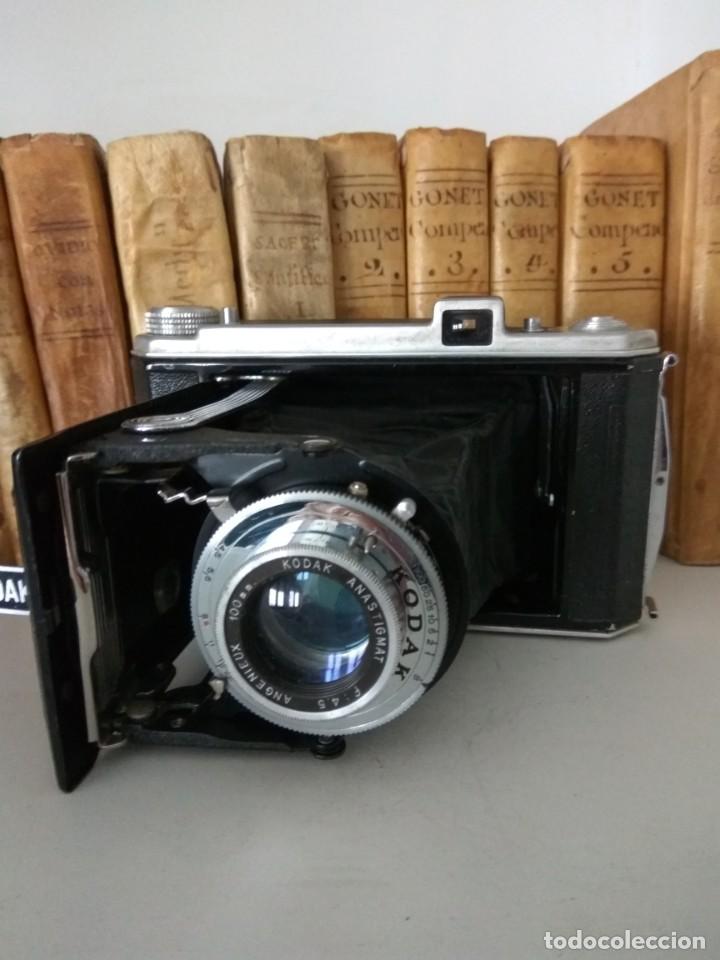 Appareil Photo Kodak B31 Années 50 - Objectif Angénieux 100mm F4.5 - France
