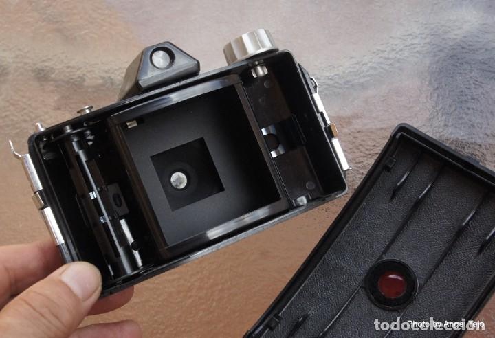 C&aacute;mara de fotos: Agfa Click.6x6 camera en rollo de 120. - Foto 3