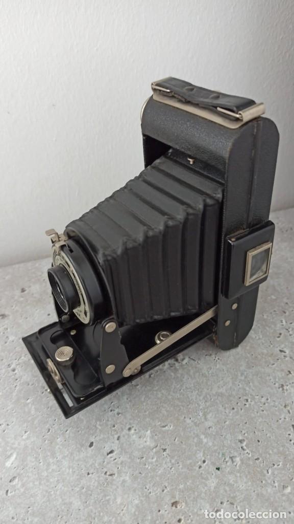 C&aacute;mara de fotos: kodak folding brownie six-20 - Foto 1