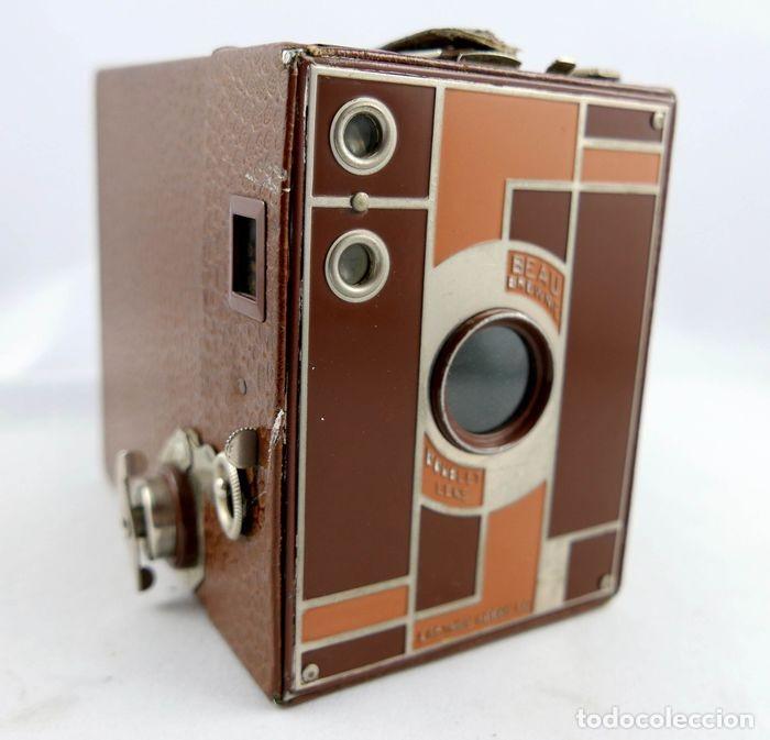 Appareil Photo Ancien Kodak Brownie – Style Art Déco – Vintage