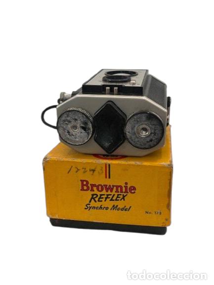 C&aacute;mara de fotos: C&aacute;mara Vintage Brownie Reflex Synchro Model - Foto 2