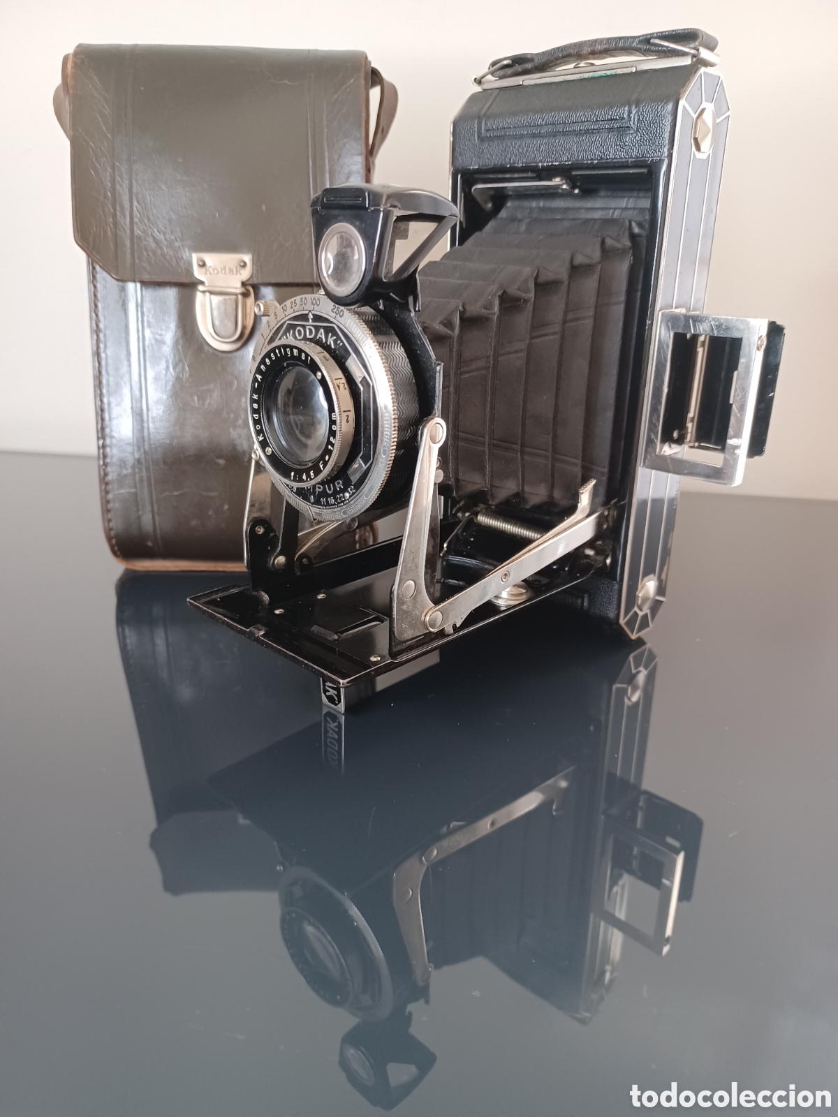 C&aacute;mara de fotos: C&aacute;mara Art D&eacute;co Kodak Six-16 - A&ntilde;os 30 - Obturador Compur y Funda Piel