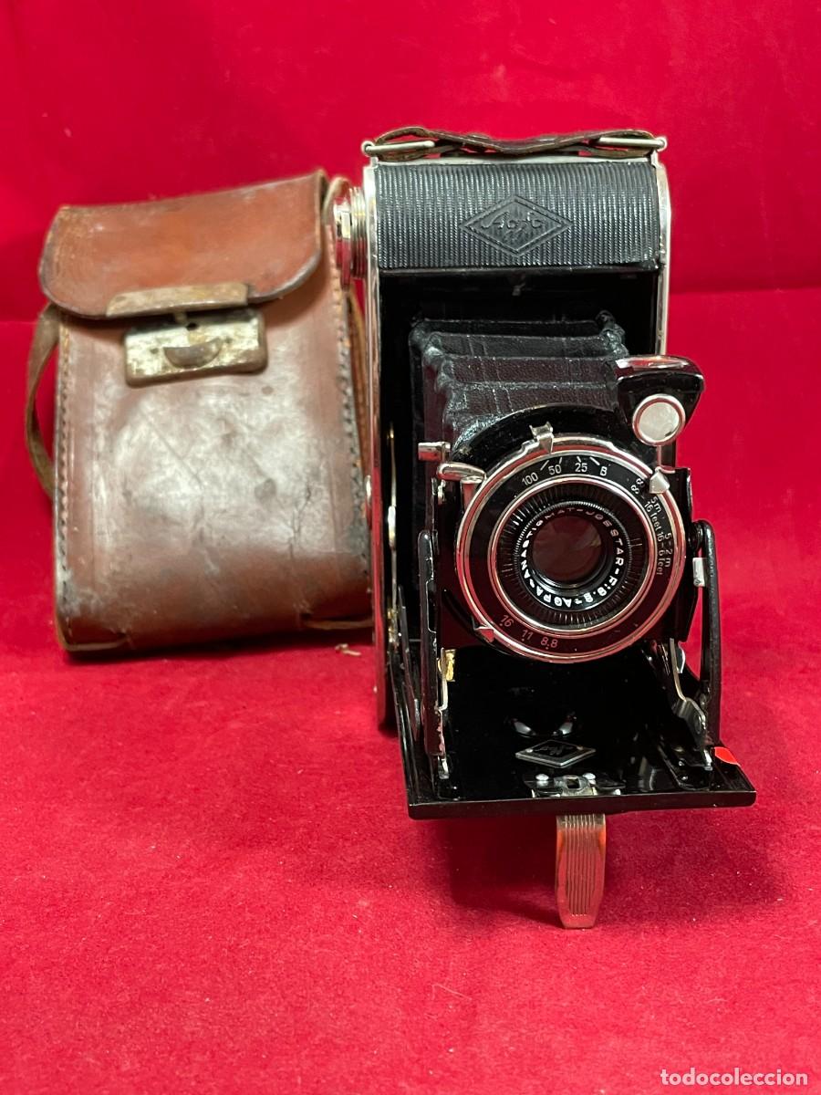 C&aacute;mara de fotos: C&aacute;mara Agfa Billy Record - Anastigmat Jgestar 8.8 - 1933/42 - Agfa - Muy Buen Estado - Estuche Piel