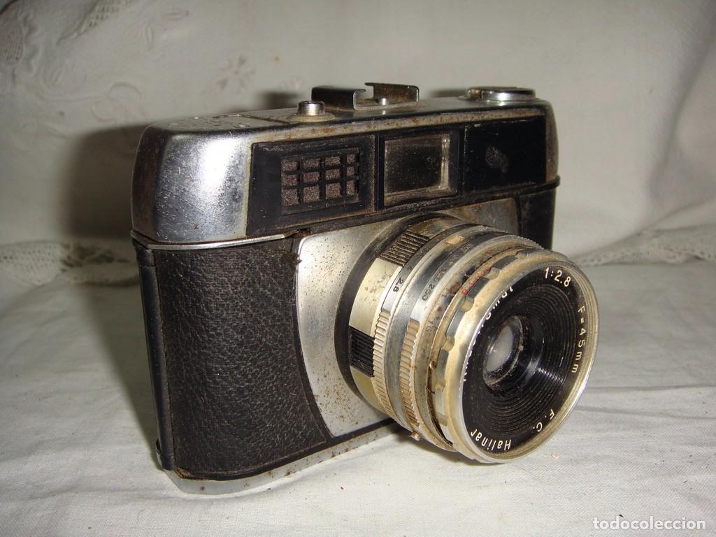 C&aacute;mara de fotos: C&aacute;mara fotogr&aacute;fica Halina Anastigmat 45 mm f/2.8. ca. 1955&ndash;1965