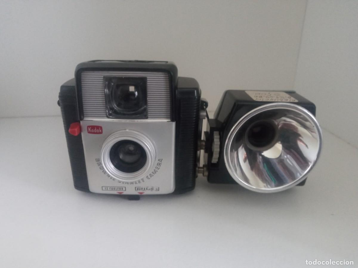 C&aacute;mara de fotos: CAMARA KODAK BROWNIE STARLET A&Ntilde;OS 50-60 - MUY BUEN ESTADO