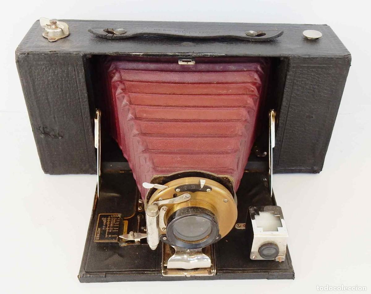 C&aacute;mara de fotos: C&aacute;mara KODAK N&ordm; 3 A Folding Brownie - fuelle rojo