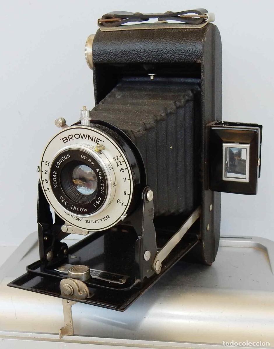 C&aacute;mara de fotos: C&aacute;mara KODAK SIX-20 FOLDING BROWNIE - funda