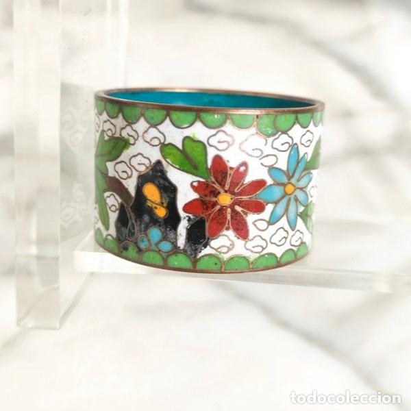 Photo camera: Aro para servilletas chino de esmalte cloisonne c.1970