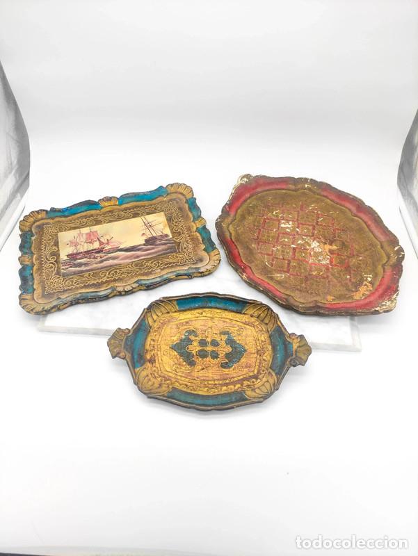 Photo camera: Lote de 3 Bandejas Florentinas de Italia de madera policromada c.1960