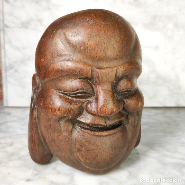 C&aacute;mara de fotos: M&aacute;scara China de Bamb&uacute; del Buda Sonriente Tallada Antigua de China finales s.XIX