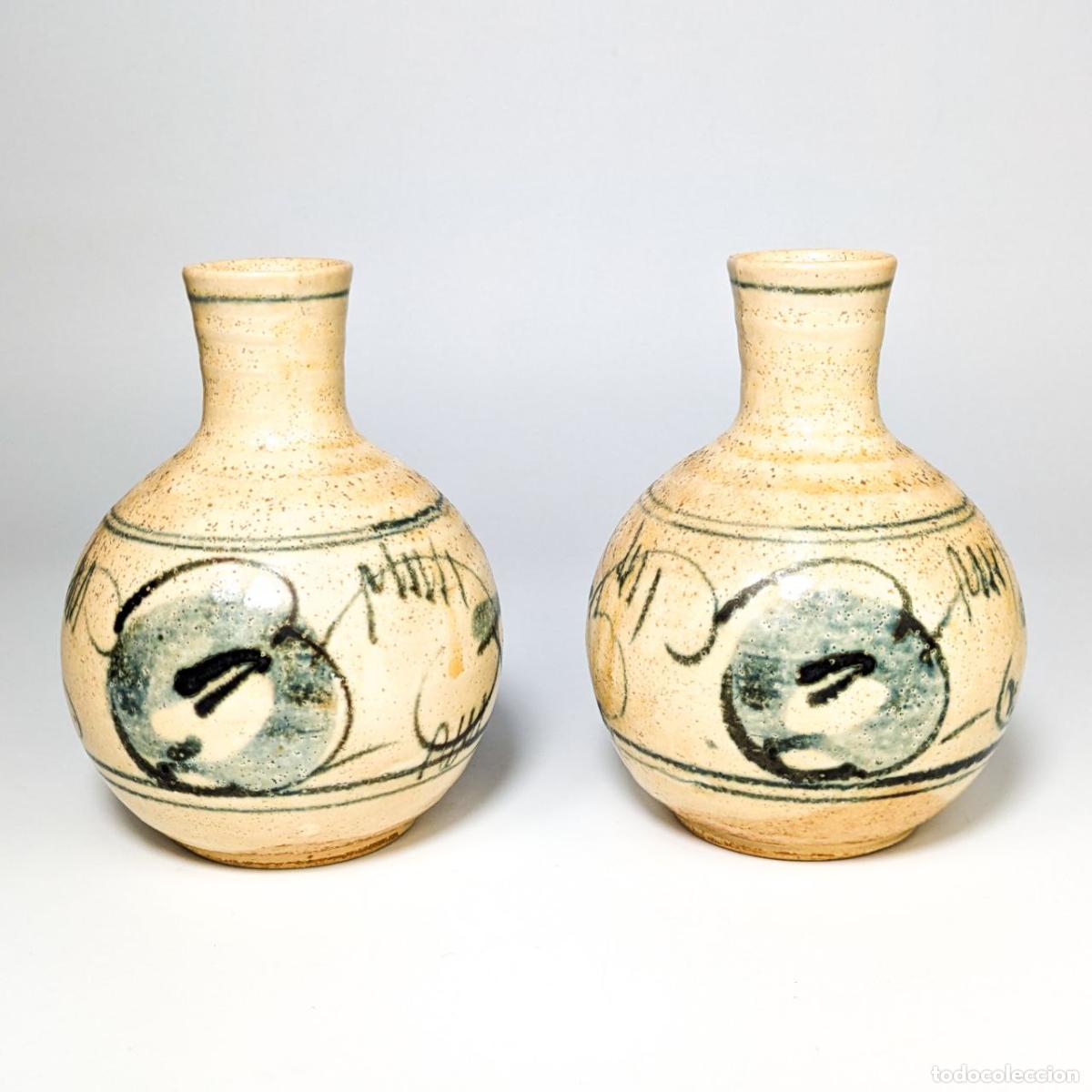 C&acirc;maras de fotos: Pareja de botellitas de Sake Japonesas estilo Annan de Vietnam finales s.XX