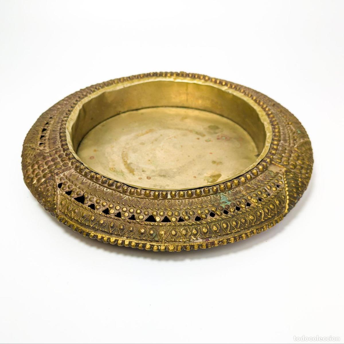 Fotokamera: Bandeja de tobillera tribal Arte dhokra, India c.1900