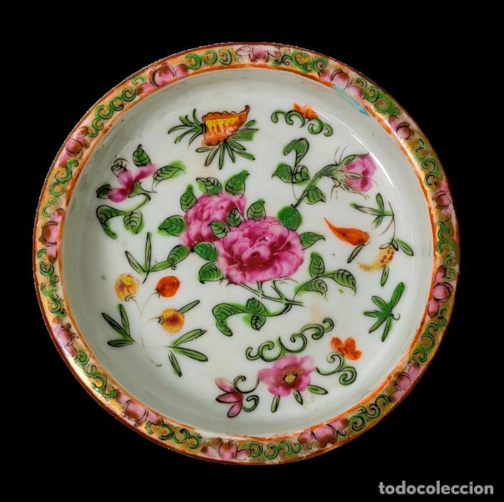C&aacute;mara de fotos: Recipiente Rose medallion Canton&eacute;s, China, Periodo Tongzhi (1861-1875)