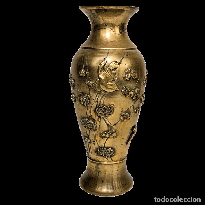C&aacute;mara de fotos: Jarr&oacute;n Japon&eacute;s de bronce, Periodo Meiji (1868-1911)