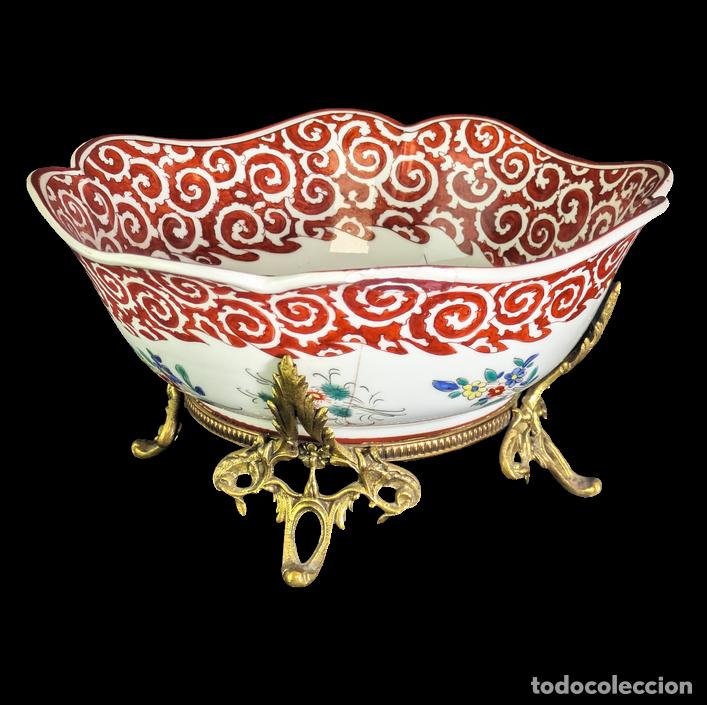 Fotokamera: Cuenco porcelana sobre bronce franc&eacute;s s.XIX